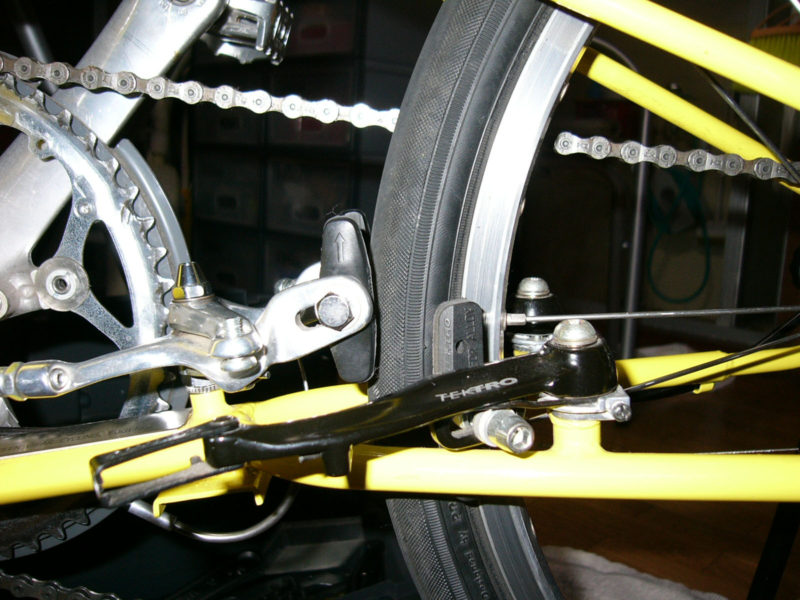 バイクフライデーのタイヤを451化へと検討する。