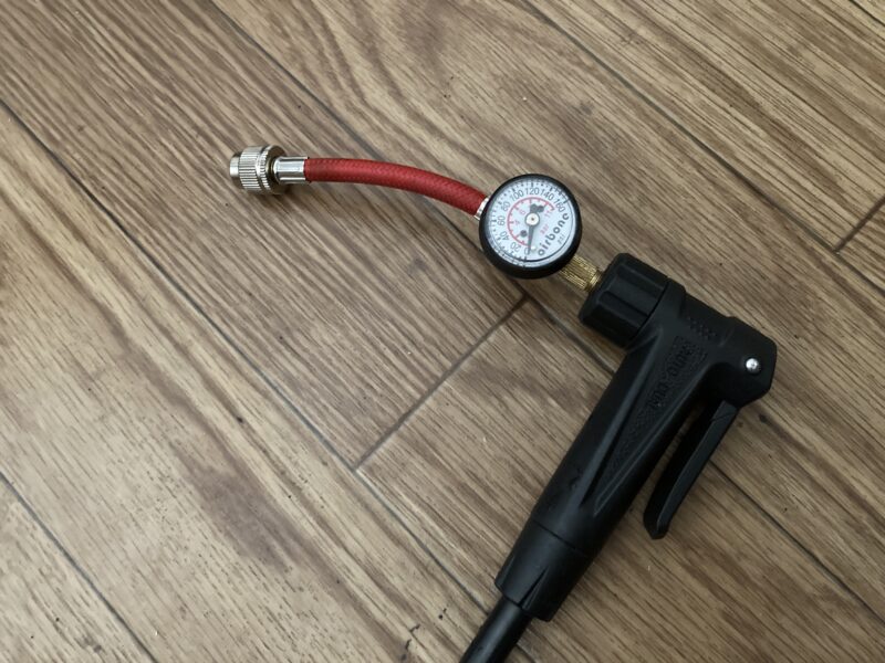 空気圧計　壊れた　交換