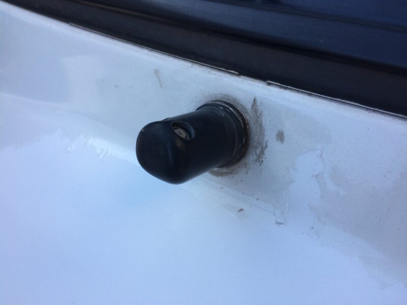 スバルサンバー ウォッシャーノズル 交換 外し方